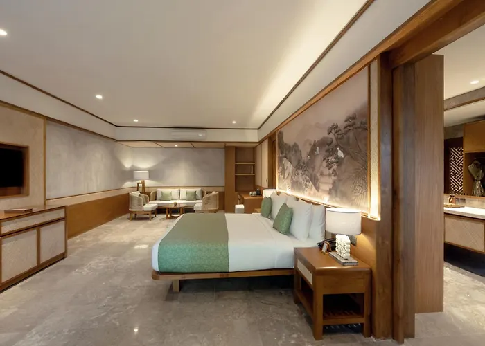 Anandadara & Hotel 5*